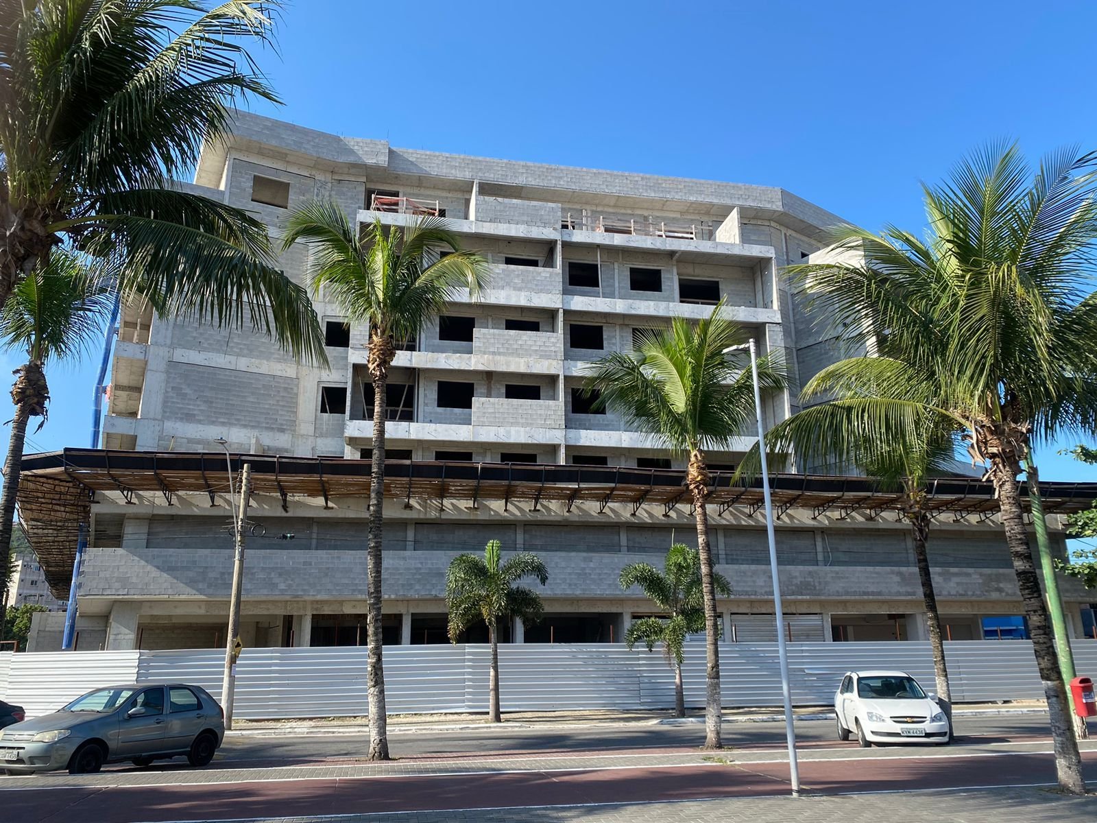 Miriad-1-Obras-Abril-12