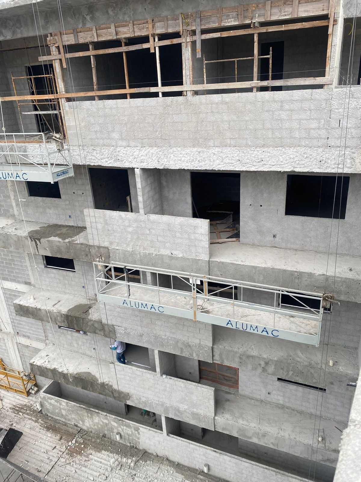 Miriad-1-Obras-Abril-3